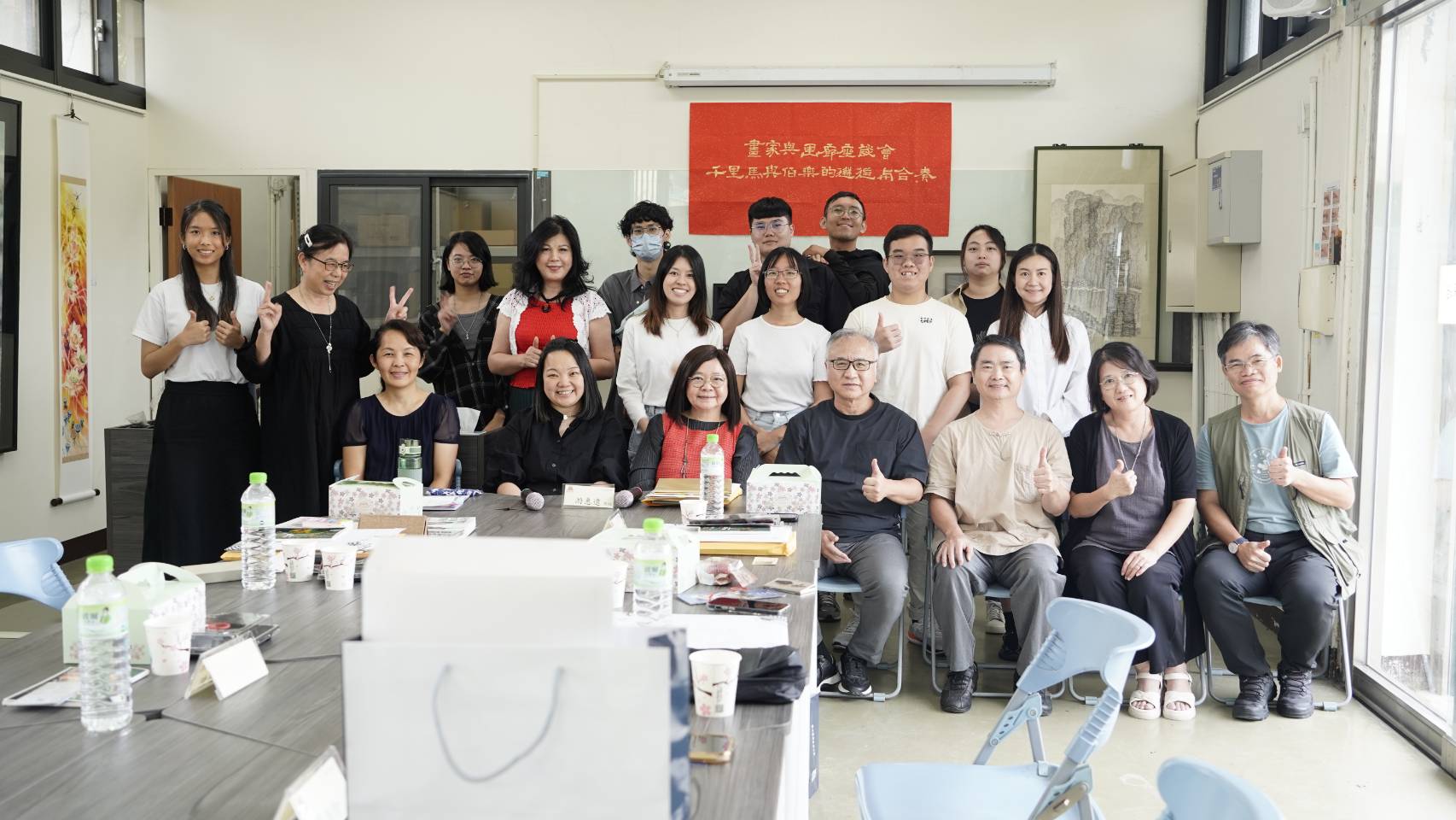 《畫家與畫廊一千里馬與伯樂的邂逅與合奏〉